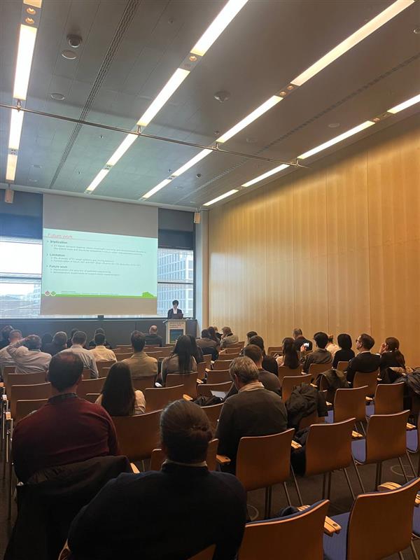 95a5bf18 b06b 4c05 b607 10a978f833d7